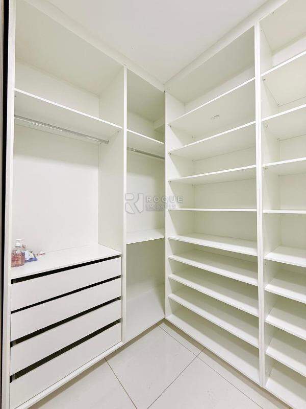 Apartamento para aluguel no bairro Vila Primavera: Closet Suíte