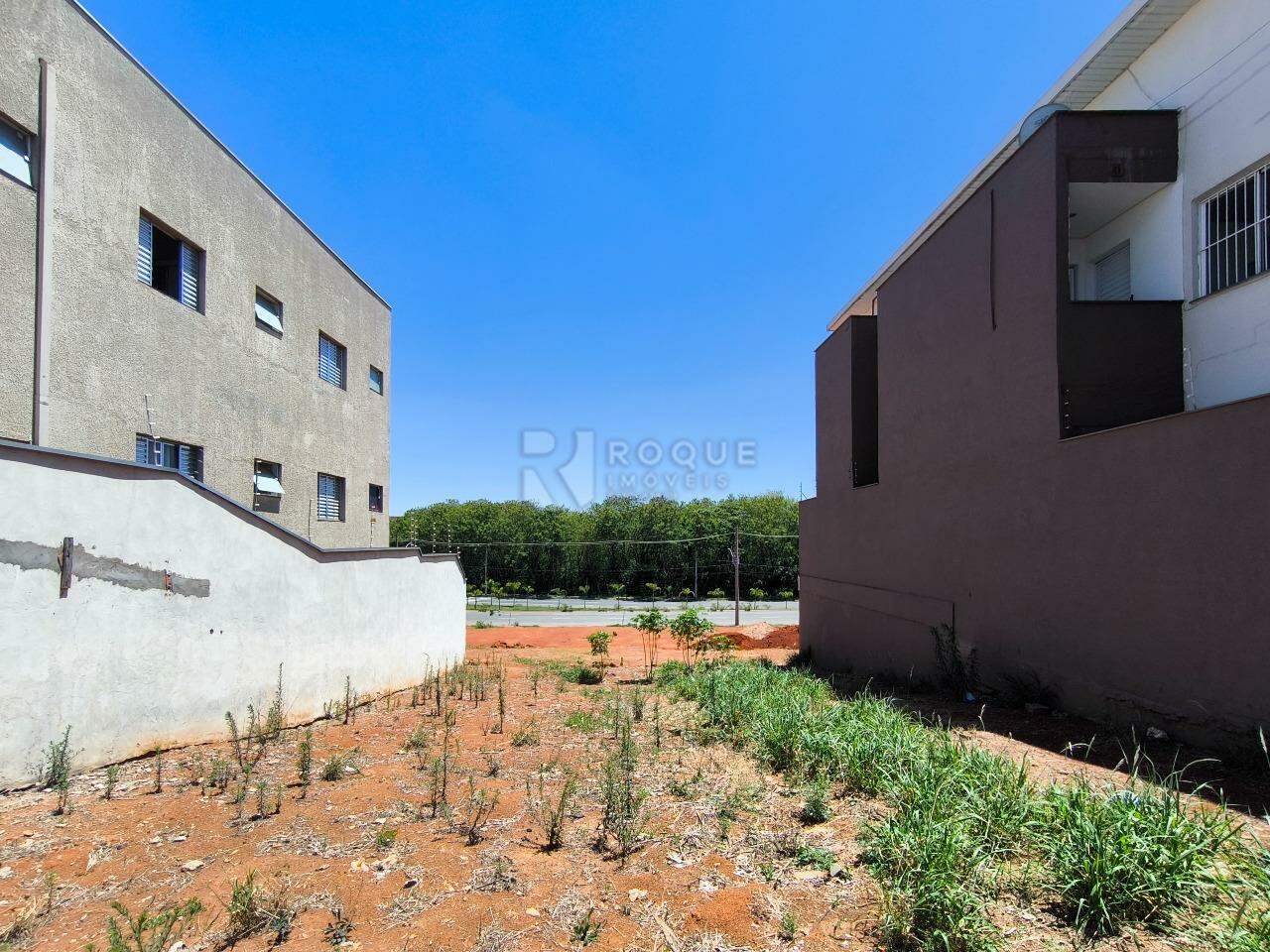 Terreno à venda no bairro Jardim Cidade Universitária I: 