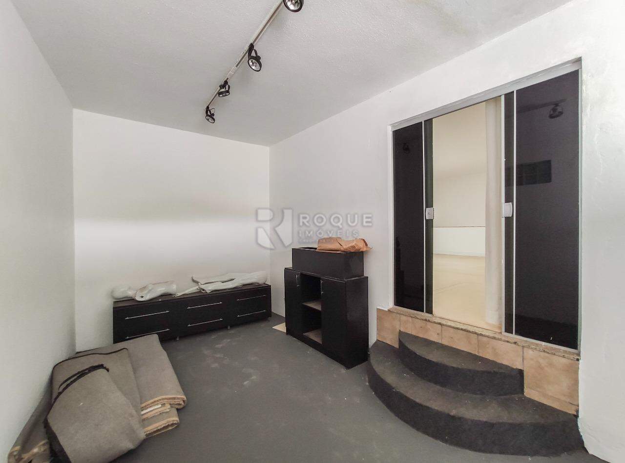 Salão para aluguel no bairro Jardim Santa Cecília: Sala 2 segundo andar 
