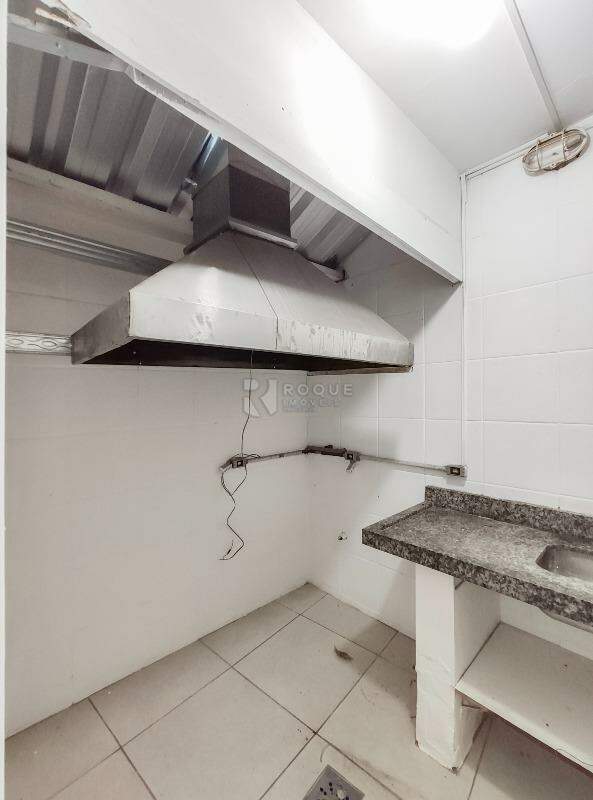 Salão para aluguel no bairro Jardim Santa Cecília: Copa 