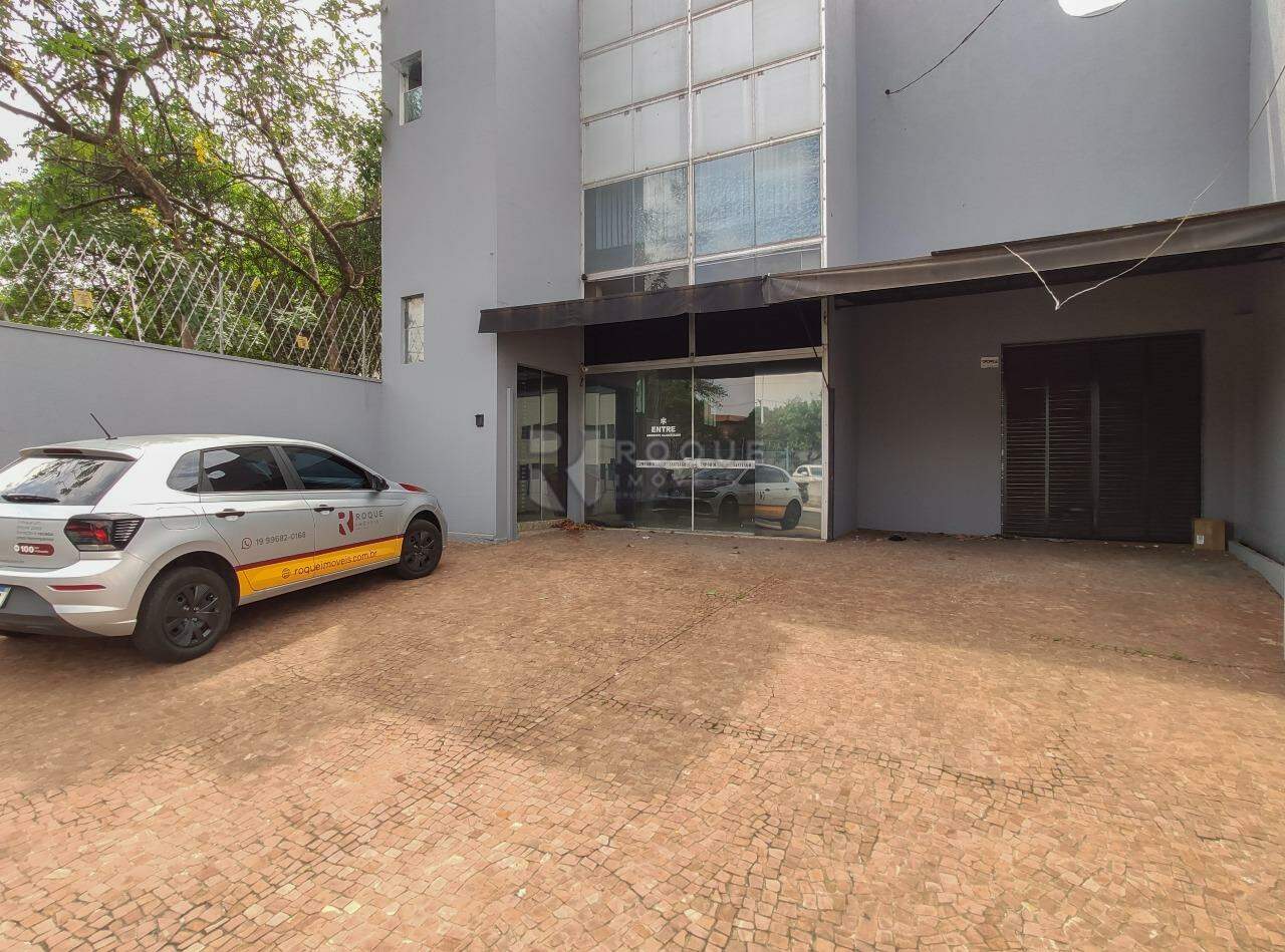 Salão para aluguel no bairro Jardim Santa Cecília: Frente 