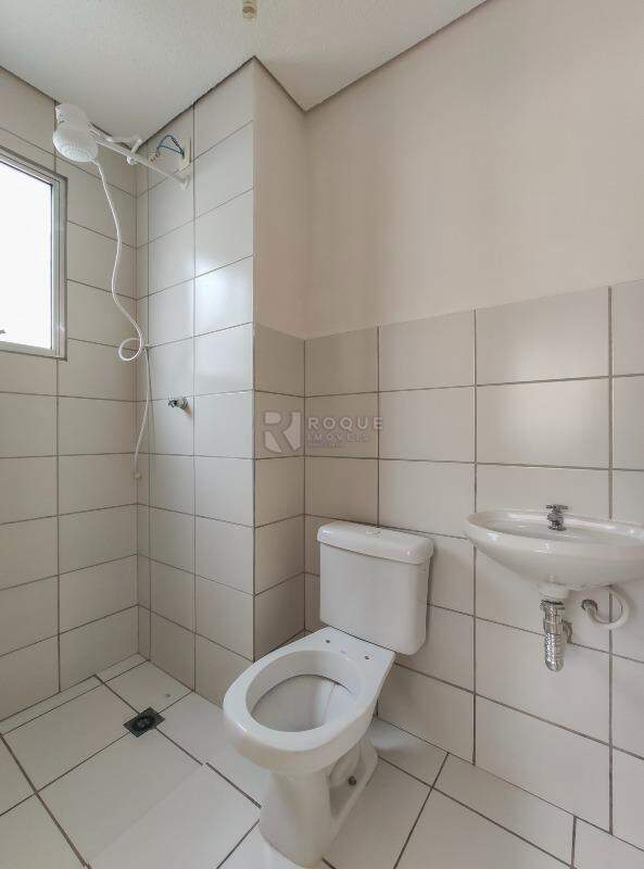 Apartamento para aluguel no bairro Jardim Parque Novo Mundo: WC suíte 