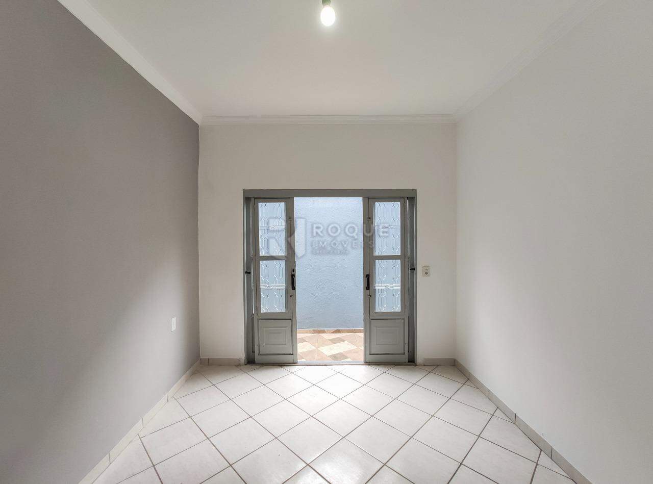 Casa Residencial para aluguel no bairro Jardim Lagoa Nova: Sala 