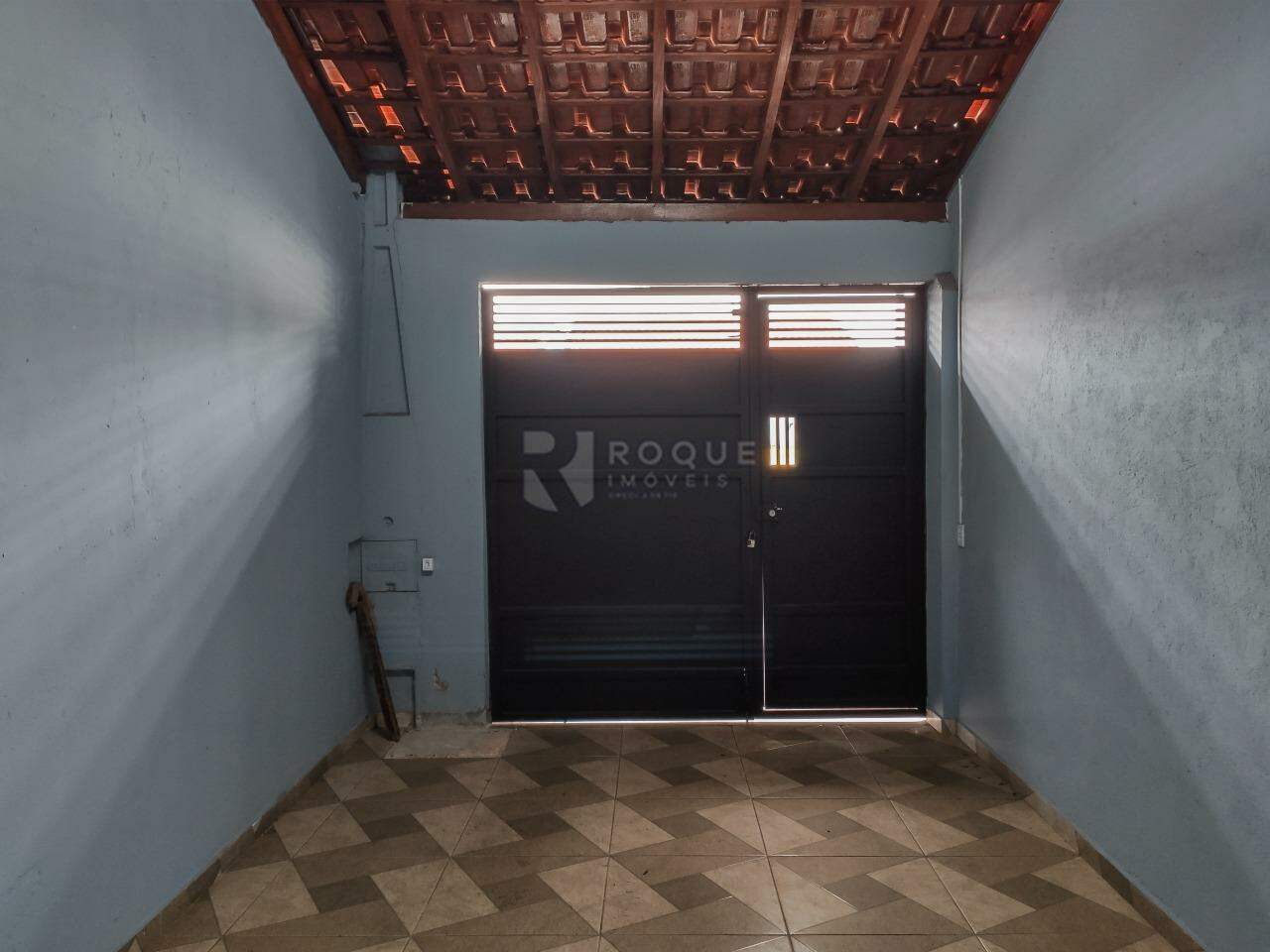 Casa Residencial para aluguel no bairro Jardim Lagoa Nova: Garagem 