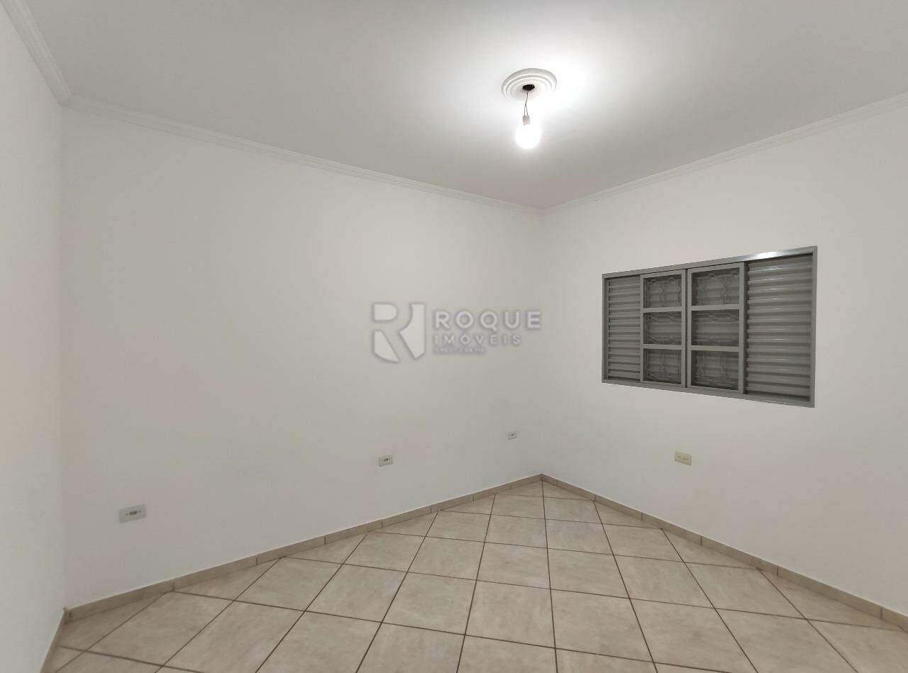 Casa Residencial para aluguel no bairro Jardim Lagoa Nova: Dormitório 1
