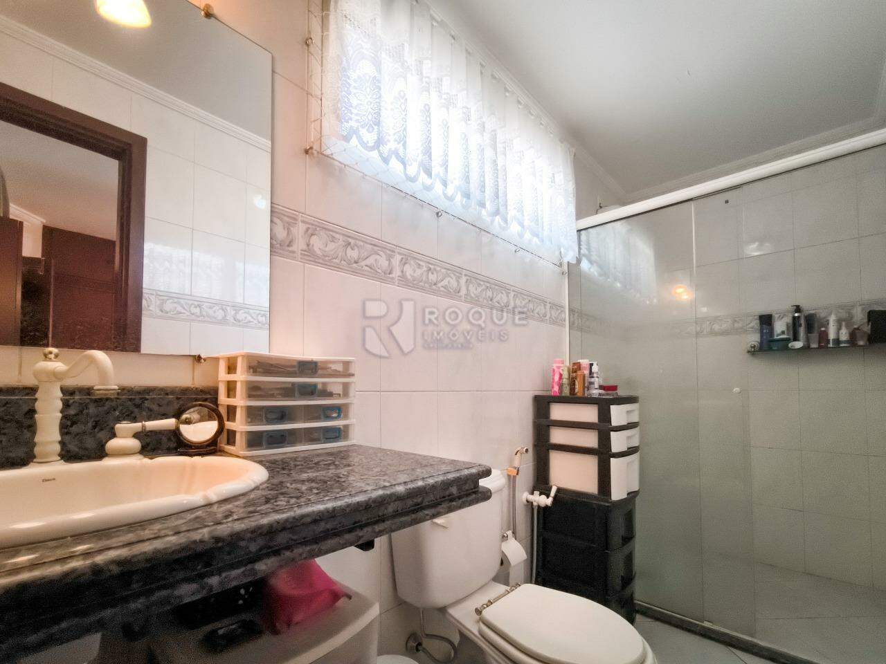 Apartamento à venda no bairro Centro: WC SUÍTE