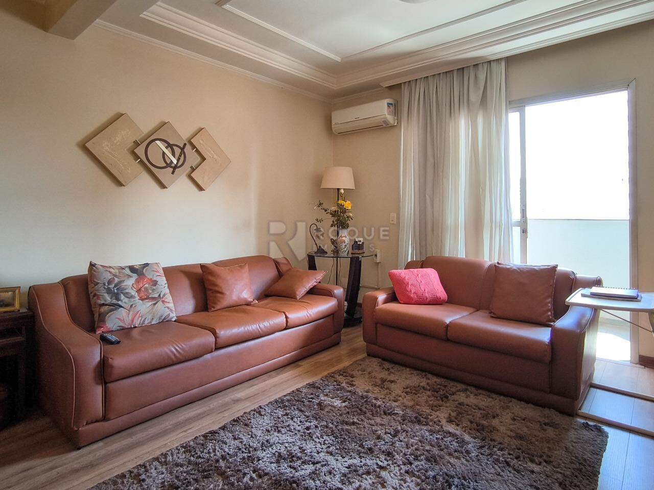 Apartamento à venda no bairro Centro: SALA DE ESTAR