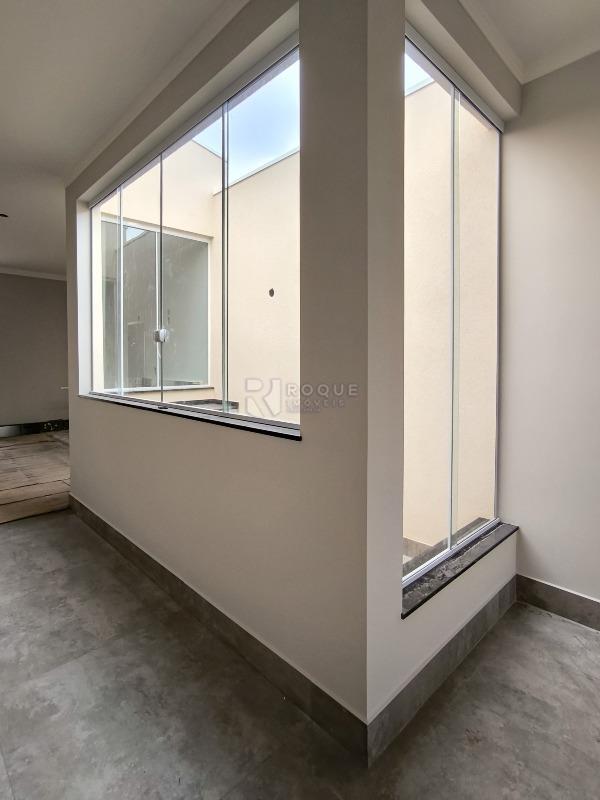 Casa Residencial à venda no bairro Residencial Colinas do Engenho I: JARDIM DE INVERNO