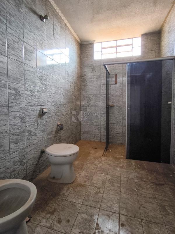 Casa Residencial à venda no bairro Jardim Caieira: BANHEIRO SOCIAL