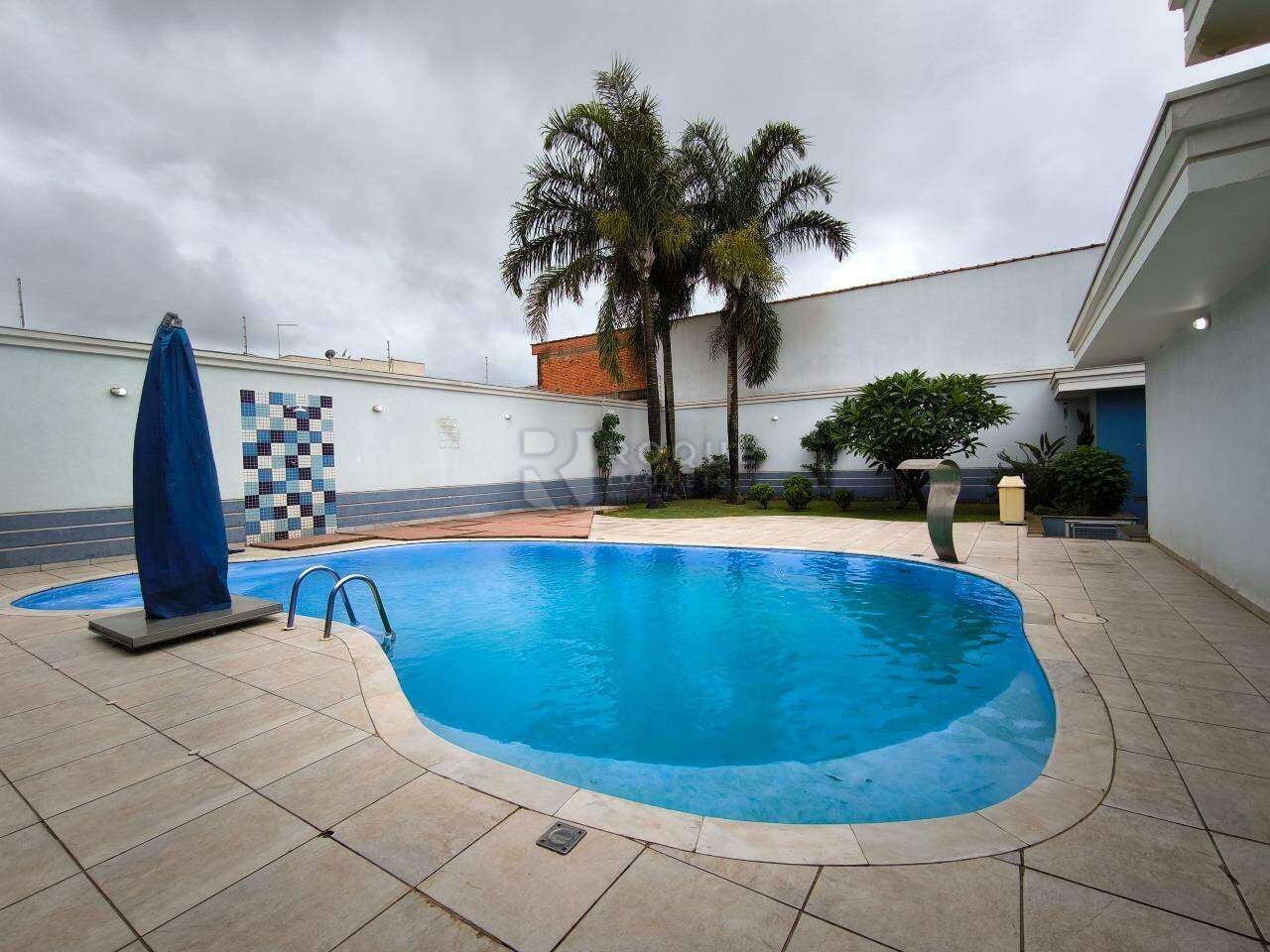 Casa Residencial à venda no bairro JARDIM PLANALTO: PISCINA