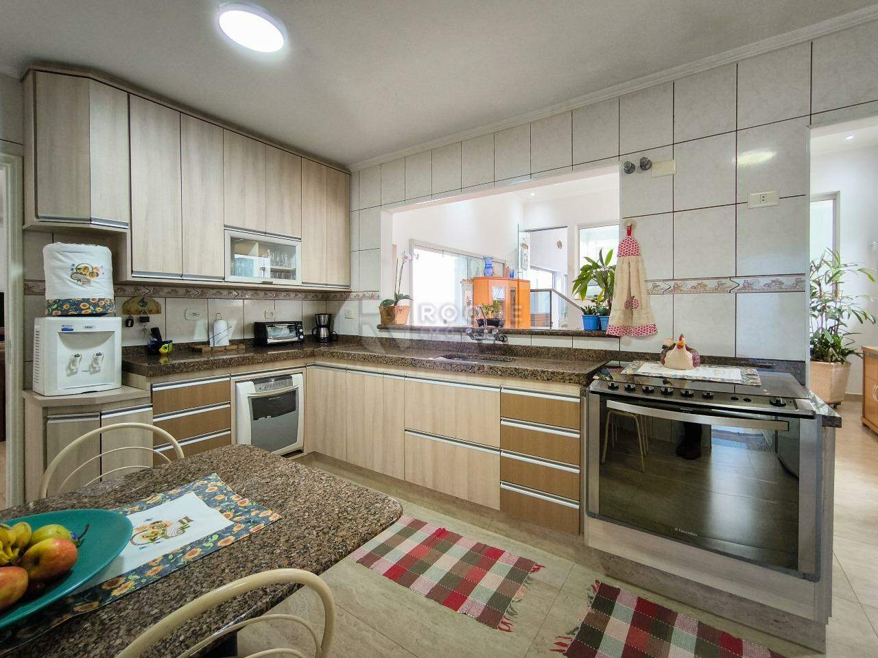 Casa Residencial à venda no bairro JARDIM PLANALTO: COZINHA