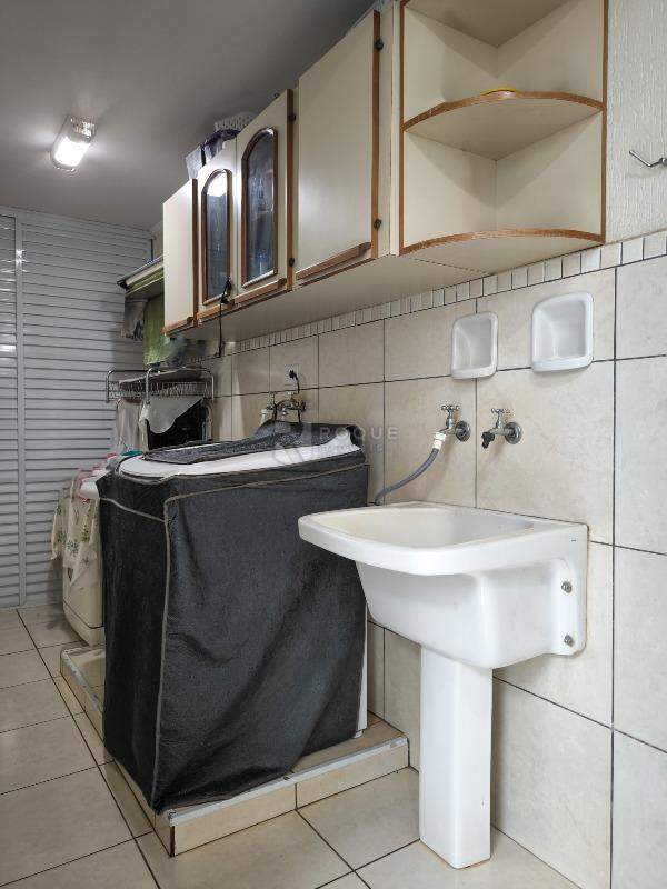 Casa Residencial à venda no bairro JARDIM PLANALTO: LAVANDERIA