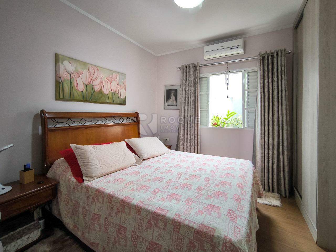 Casa Residencial à venda no bairro JARDIM PLANALTO: SUÍTE