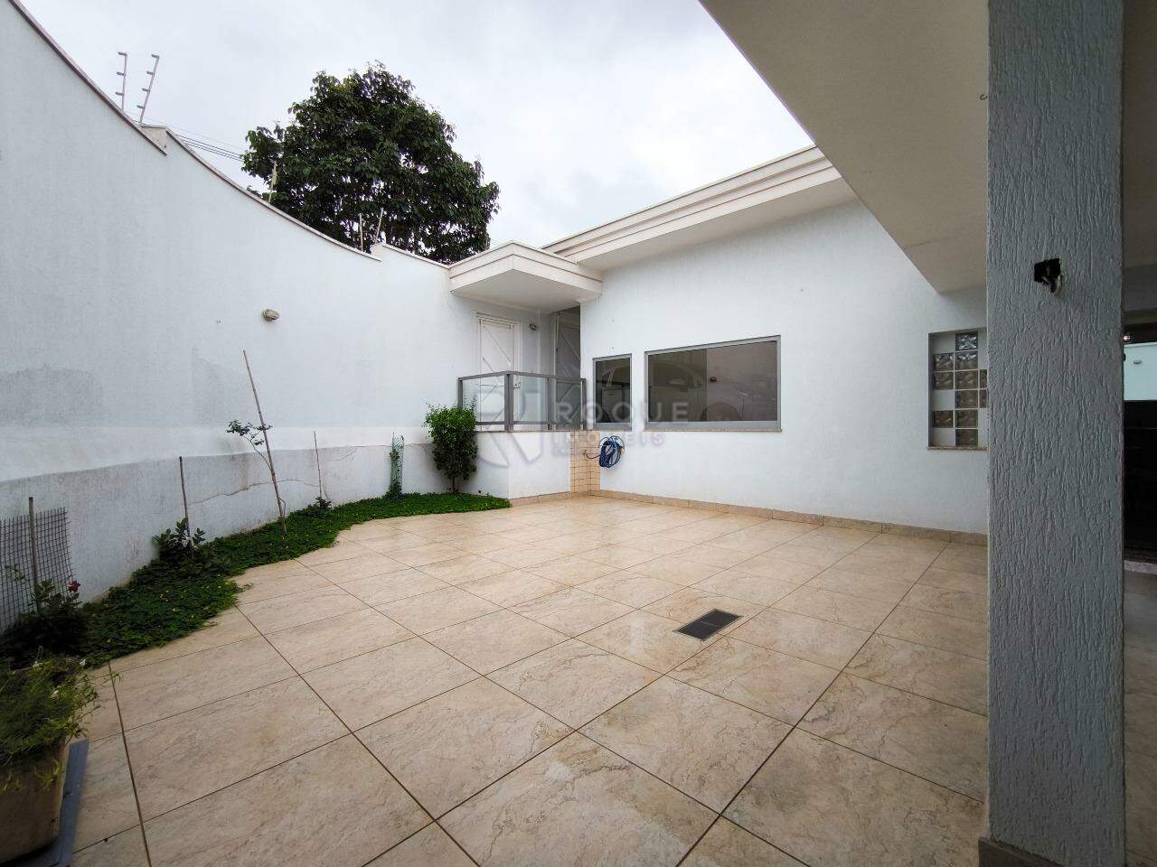 Casa Residencial à venda no bairro JARDIM PLANALTO: QUINTAL