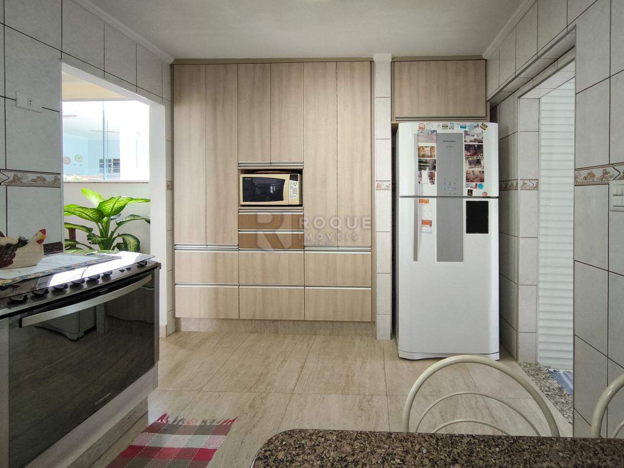 Casa Residencial à venda no bairro JARDIM PLANALTO: COZINHA