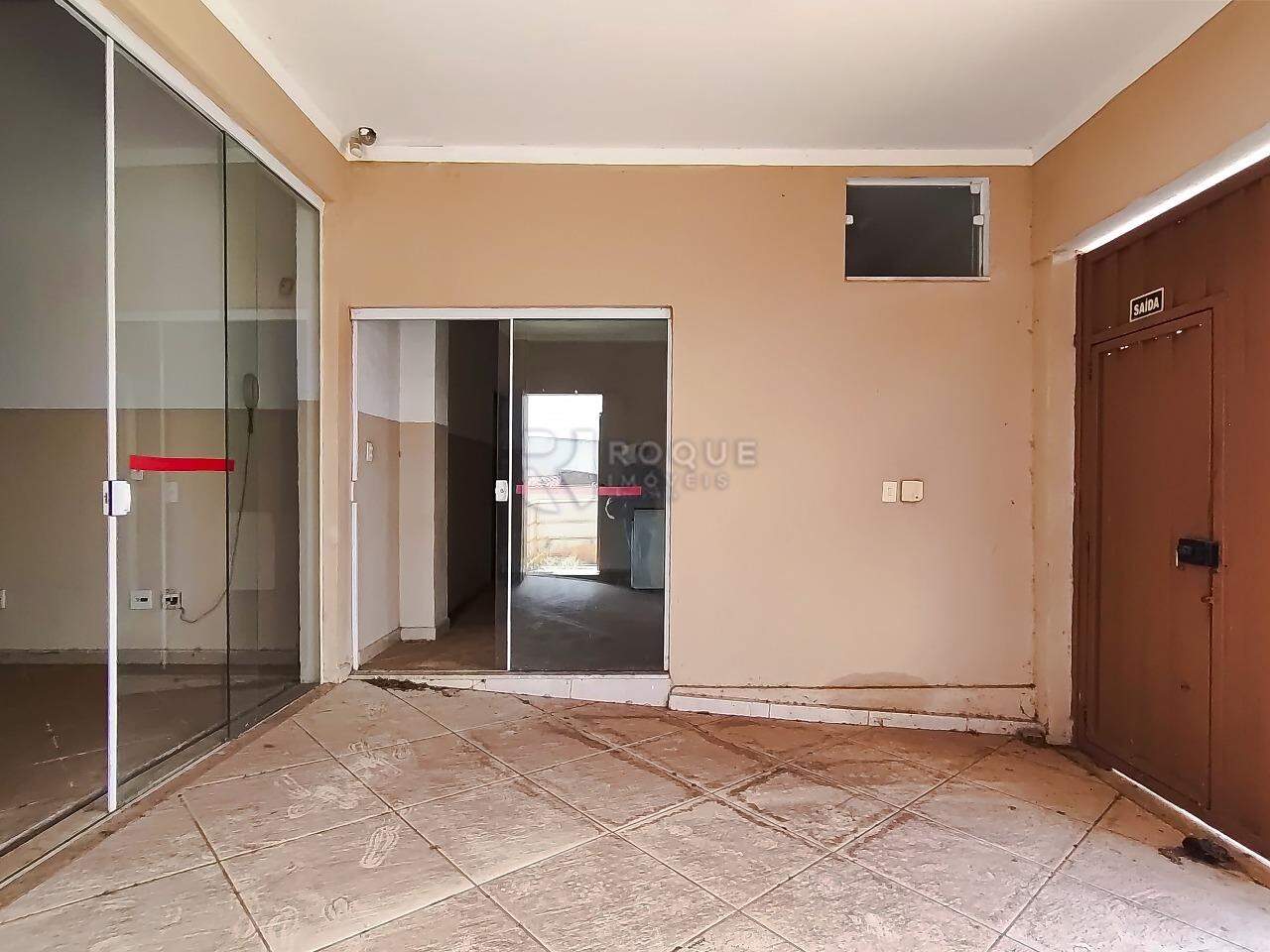Salão para aluguel no bairro Jardim Nova Europa: Hall de entrada