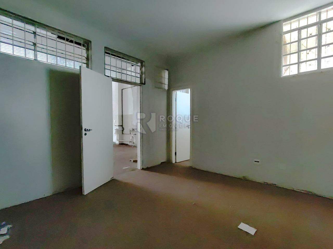 Salão para aluguel no bairro Jardim Nova Europa: Sala