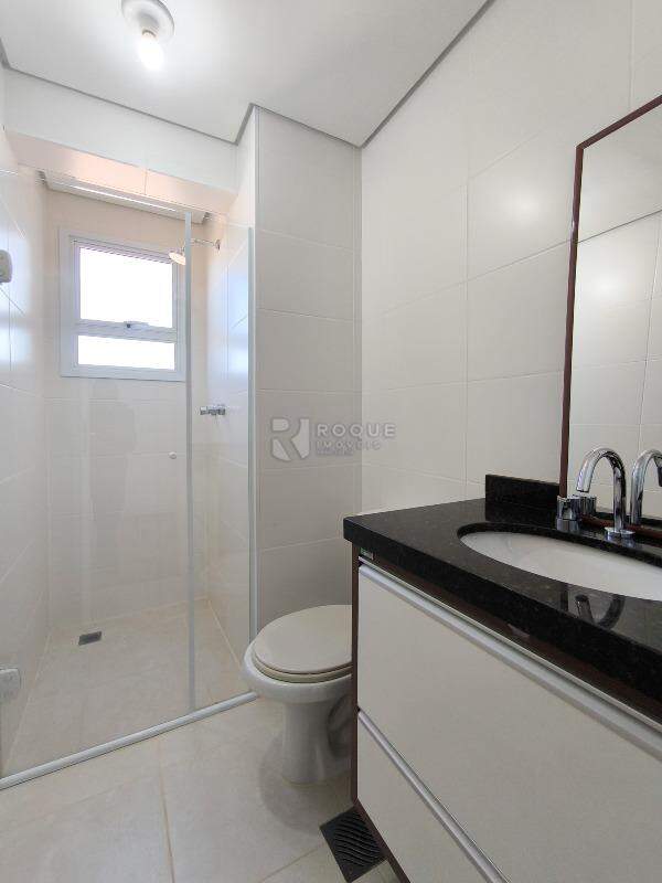 Apartamento à venda no bairro Jardim Santo André: BANHEIRO SOCIAL