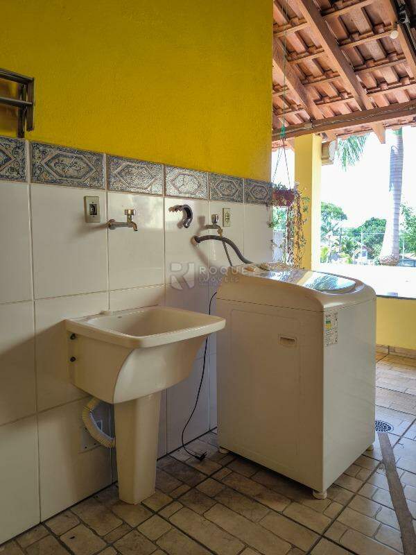 Chácara à venda no bairro Bairro dos Pires de Baixo: LAVANDERIA