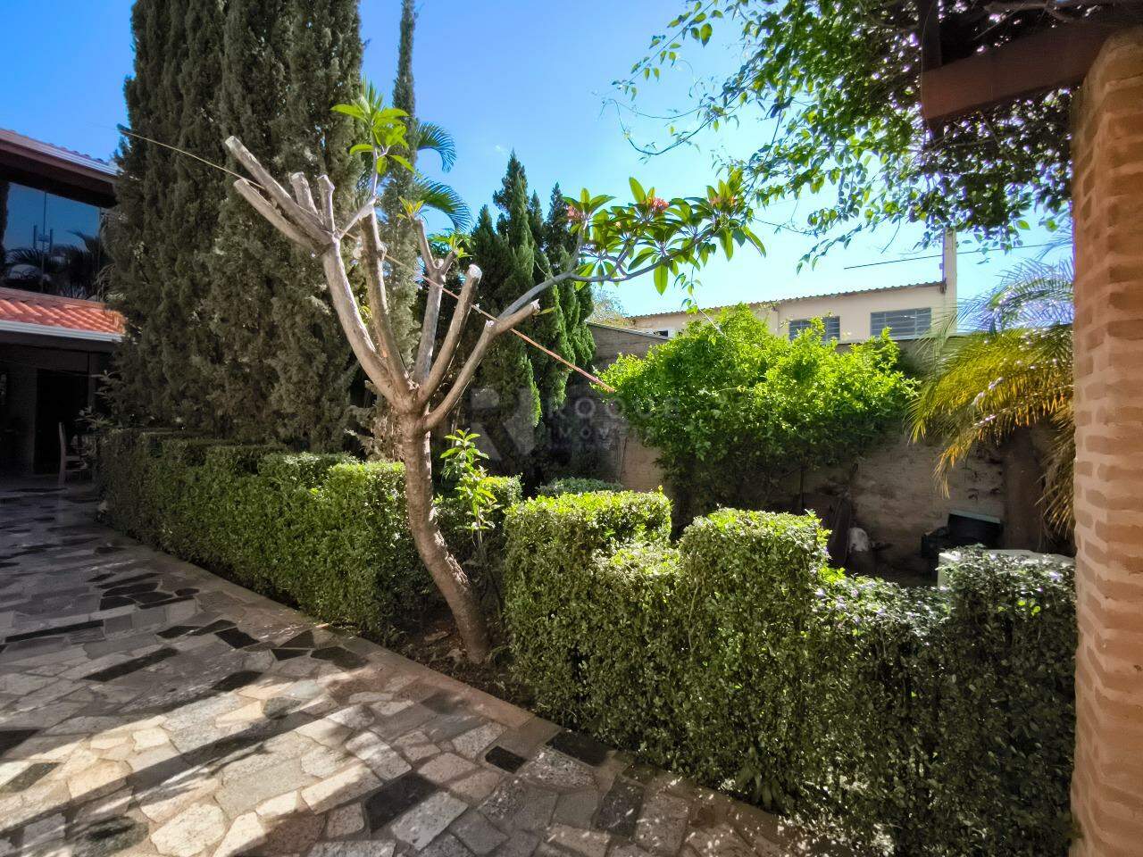 Casa Residencial à venda no bairro Jardim Santa Adélia: JARDIM