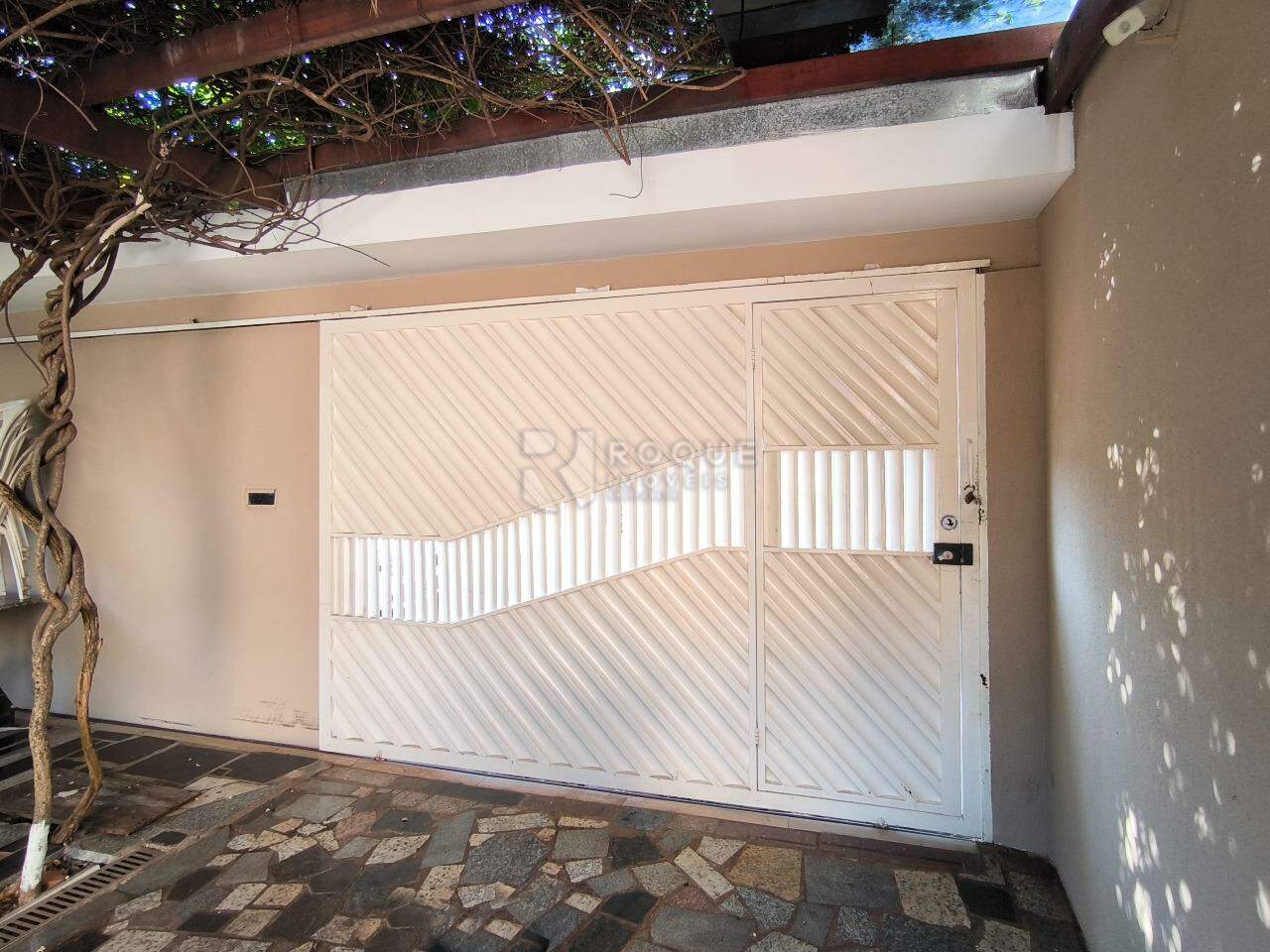 Casa Residencial à venda no bairro Jardim Santa Adélia: ENTRADA