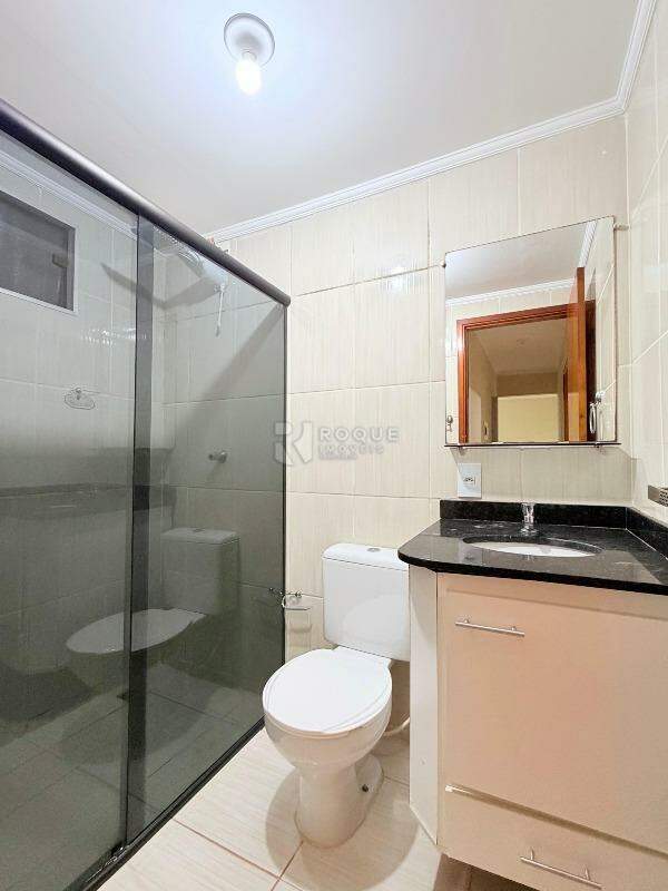 Apartamento para aluguel no bairro Vila Claudia: Wc