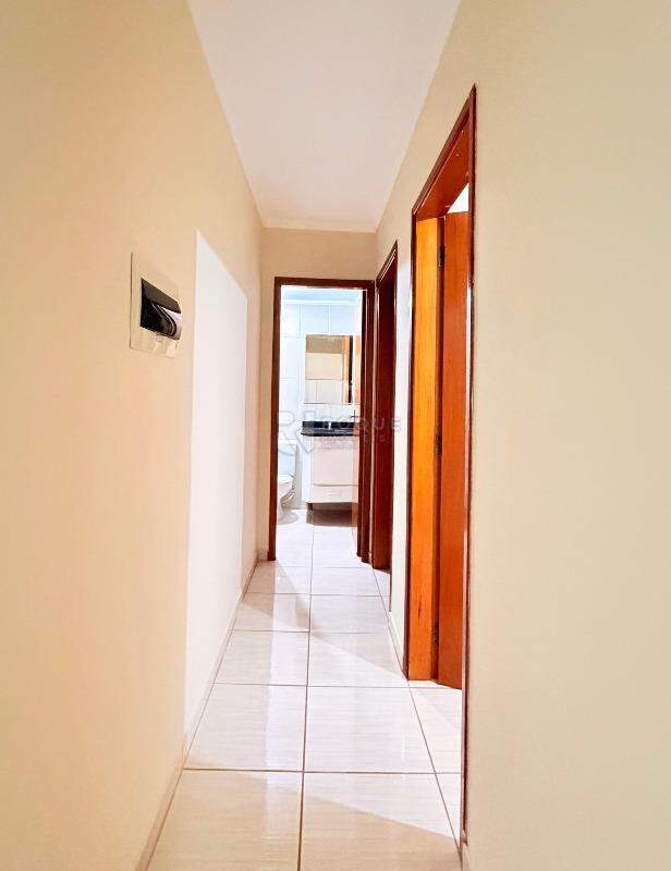Apartamento para aluguel no bairro Vila Claudia: Hall