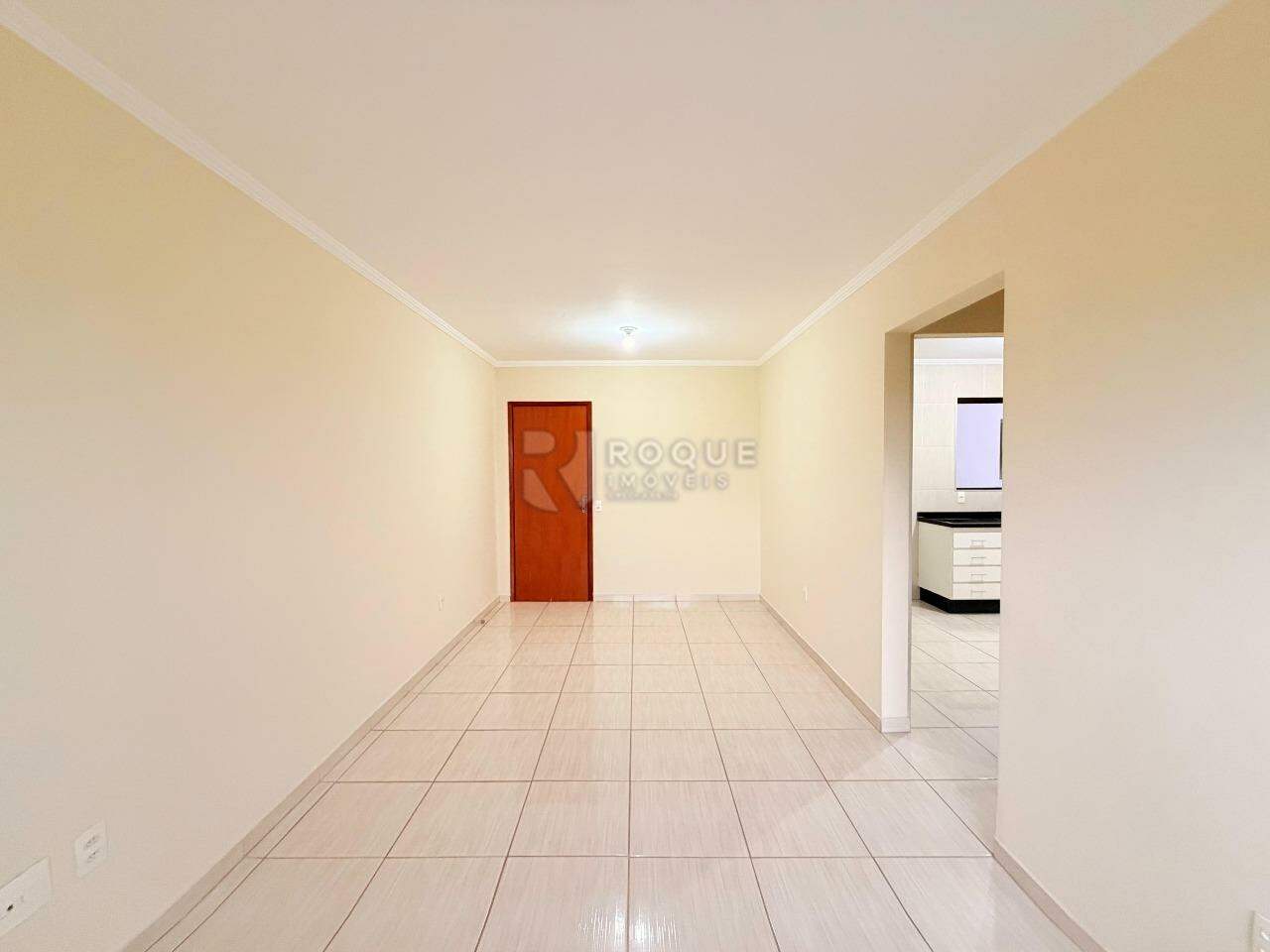 Apartamento para aluguel no bairro Vila Claudia: Sala