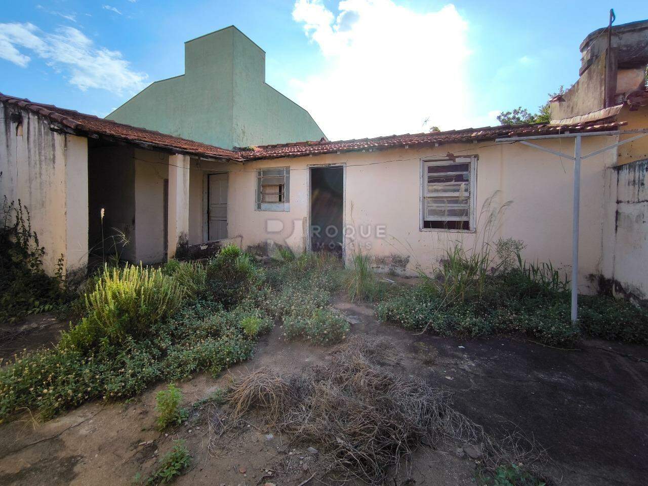 Terreno à venda no bairro Jardim Santa Cecília: QUINTAL