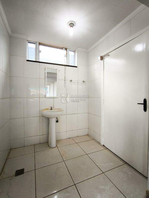 Barracão/Galpão à venda no bairro CENTRO: LAVABO 1