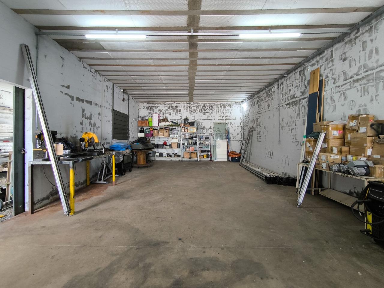 Barracão/Galpão à venda no bairro Jardim Marajoara: SALÃO