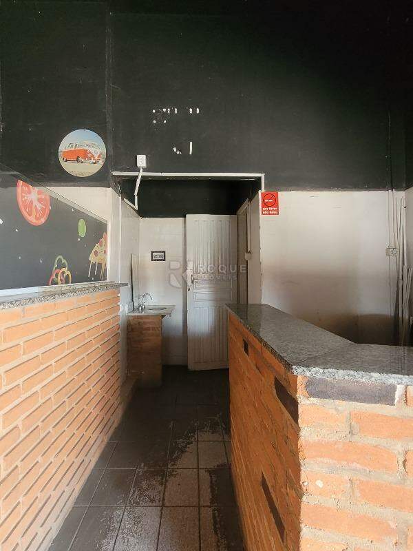 Salão para aluguel no bairro Vila Piza: Frente