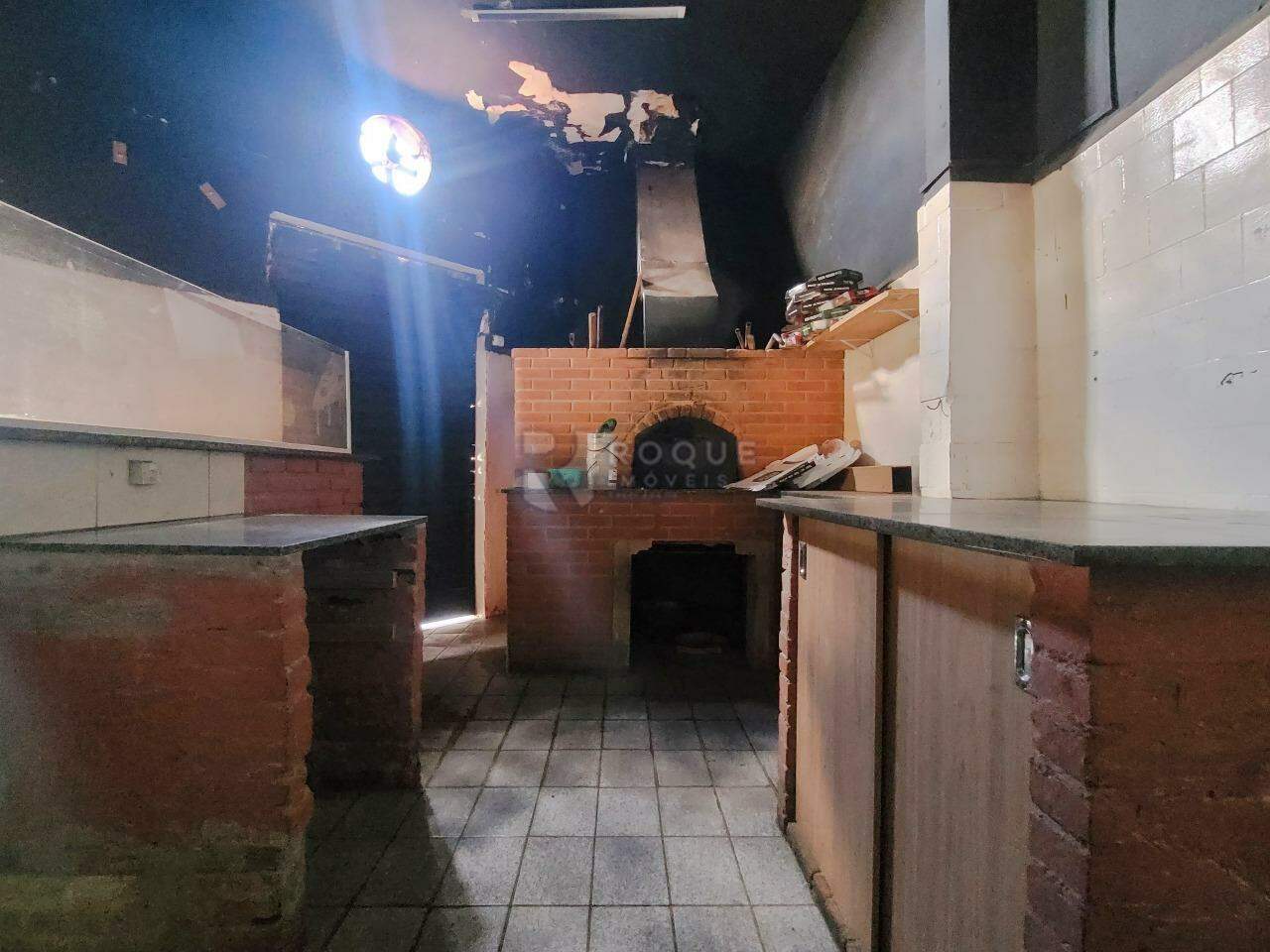 Salão para aluguel no bairro Vila Piza: Salão