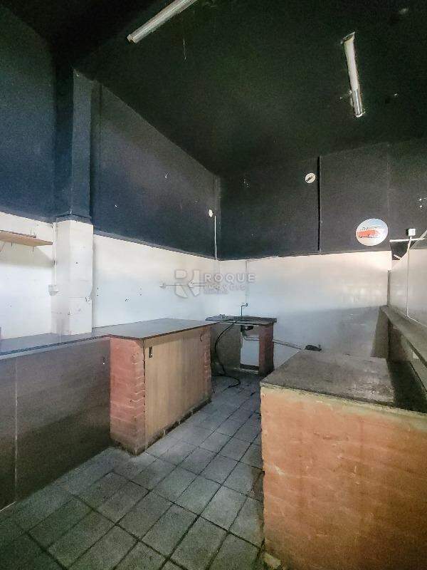 Salão para aluguel no bairro Vila Piza: Salão