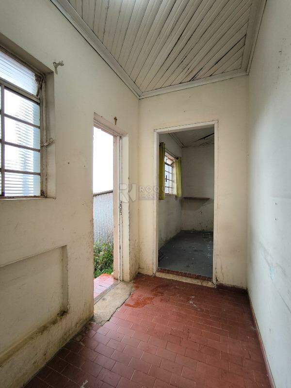 Casa Residencial à venda no bairro Vila Castelar: HALL DE ENTRADA