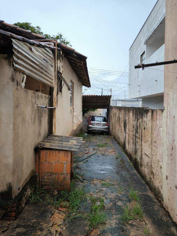 Casa Residencial à venda no bairro Vila Castelar: LATERAL EXTERNA
