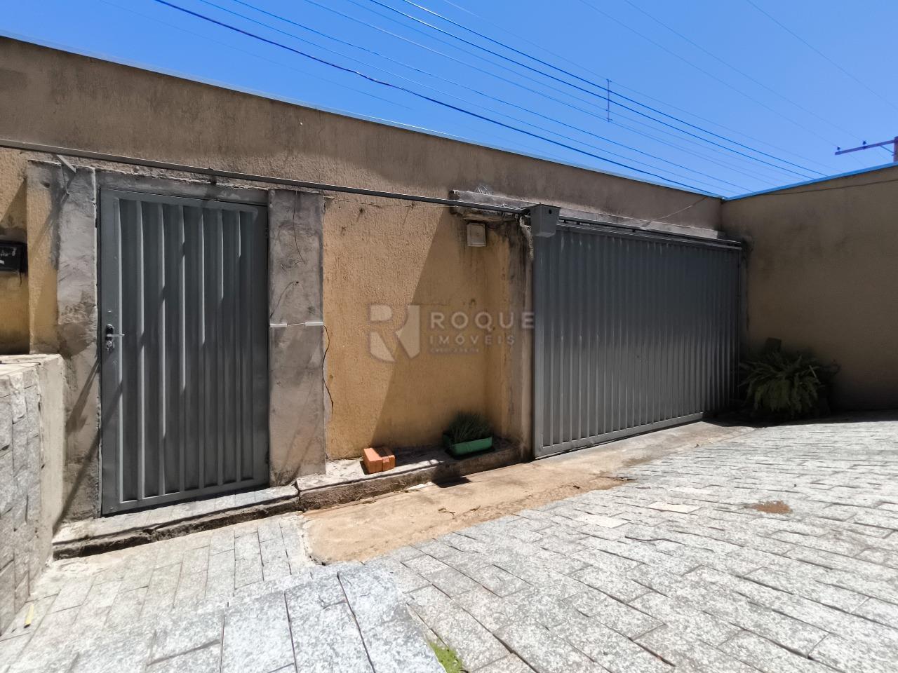 Casa Residencial à venda no bairro Parque Hippolyto: PORTÃO ELETRÔNICO