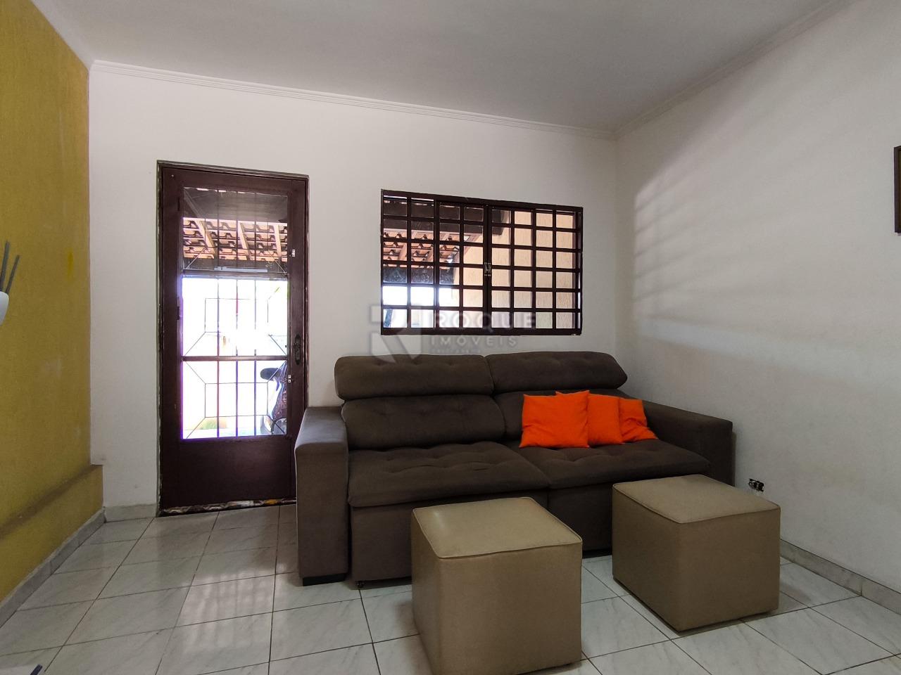 Casa Residencial à venda no bairro Parque Hippolyto: SALA DE TV