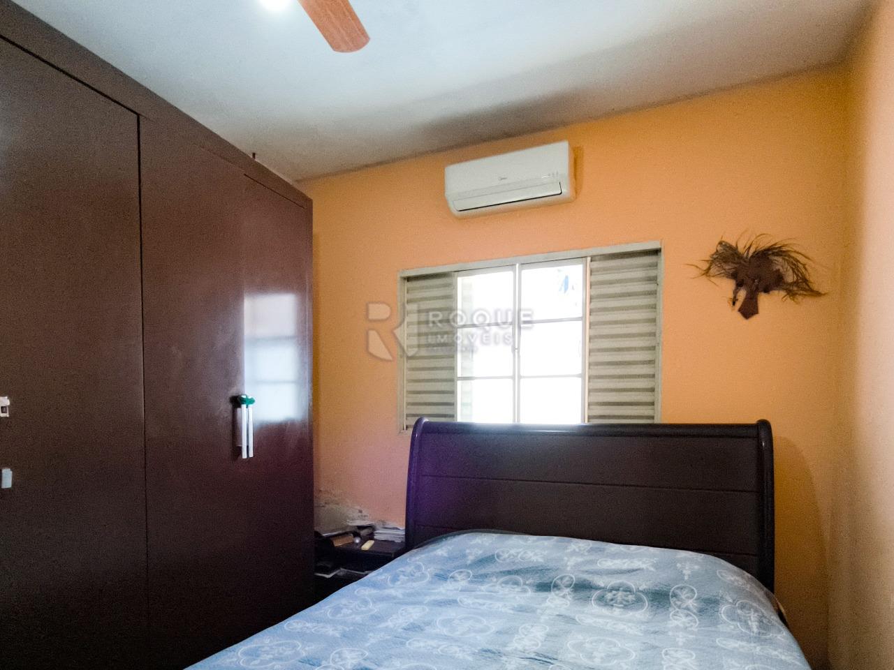 Casa Residencial à venda no bairro Parque Hippolyto: DORMITÓRIO 1