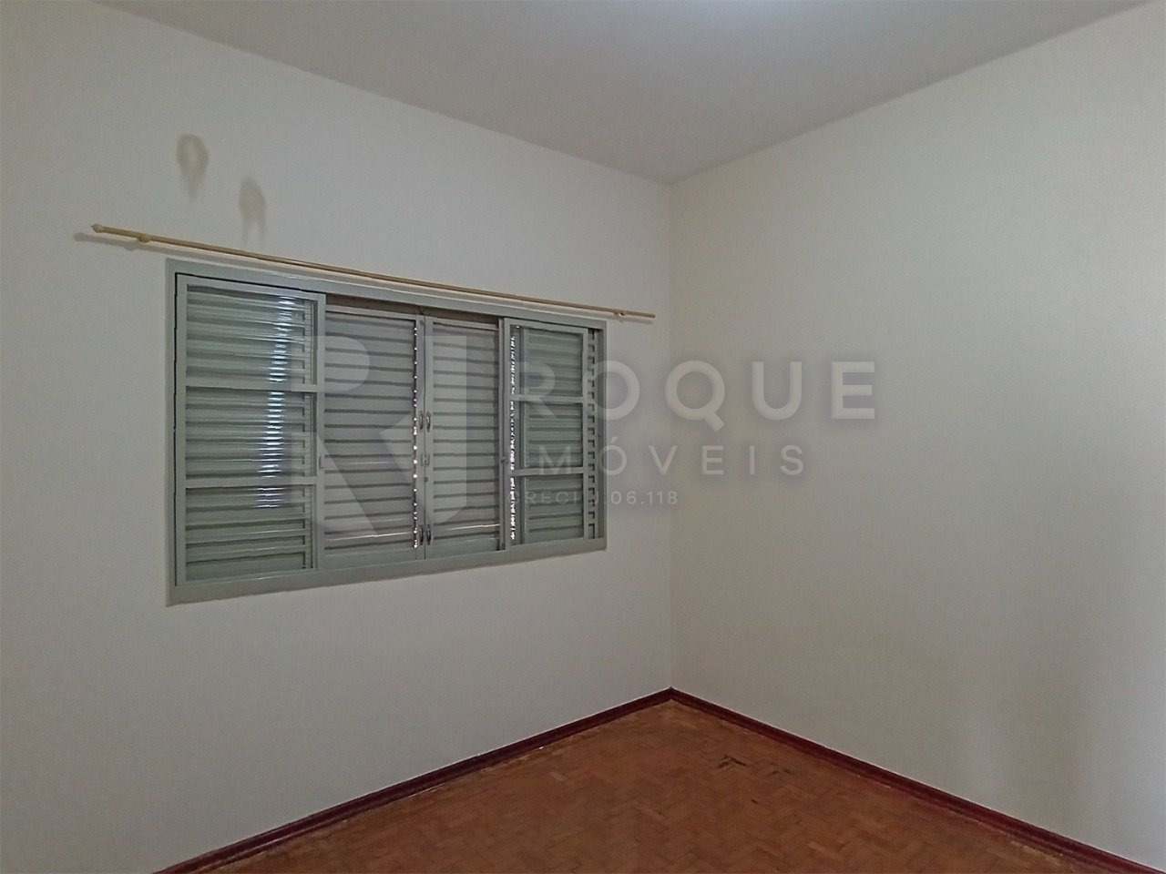 Casa Residencial à venda no bairro Vila Cristovam: Dormitório 1