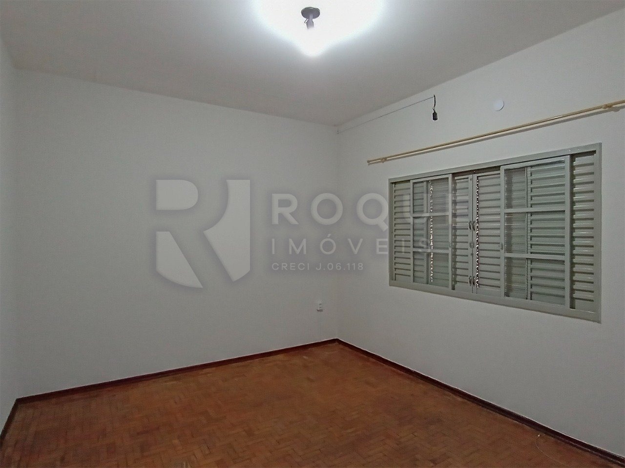 Casa Residencial à venda no bairro Vila Cristovam: Dormitório 1