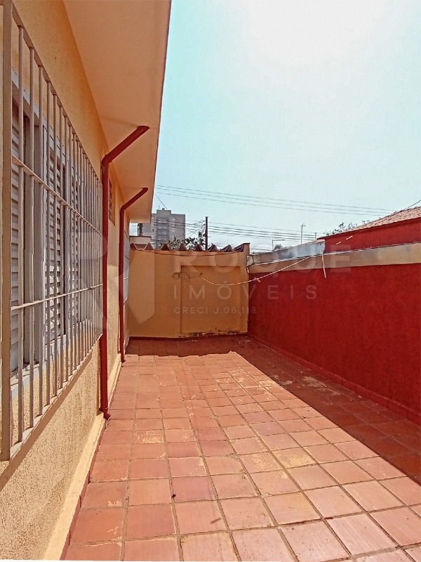 Casa Residencial à venda no bairro Vila Cristovam: Corredor