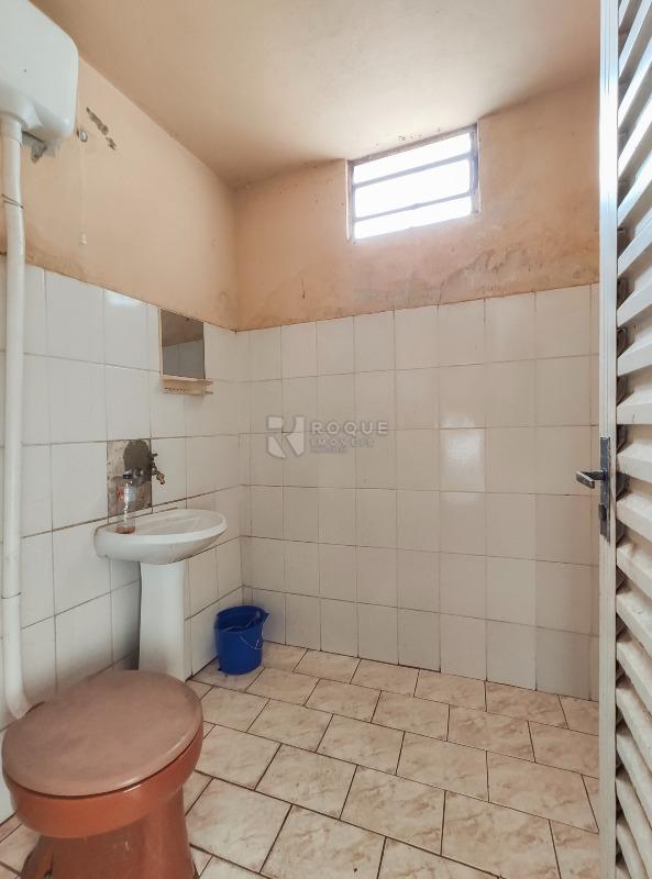 Salão para aluguel no bairro Centro: WC social 