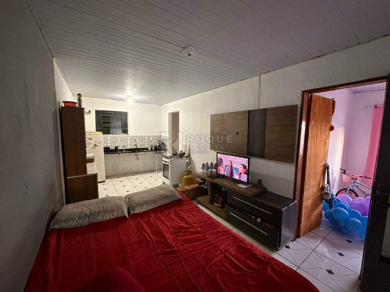 Casa Residencial à venda no bairro Parque Residencial Abílio Pedro: SALA / COZINHA