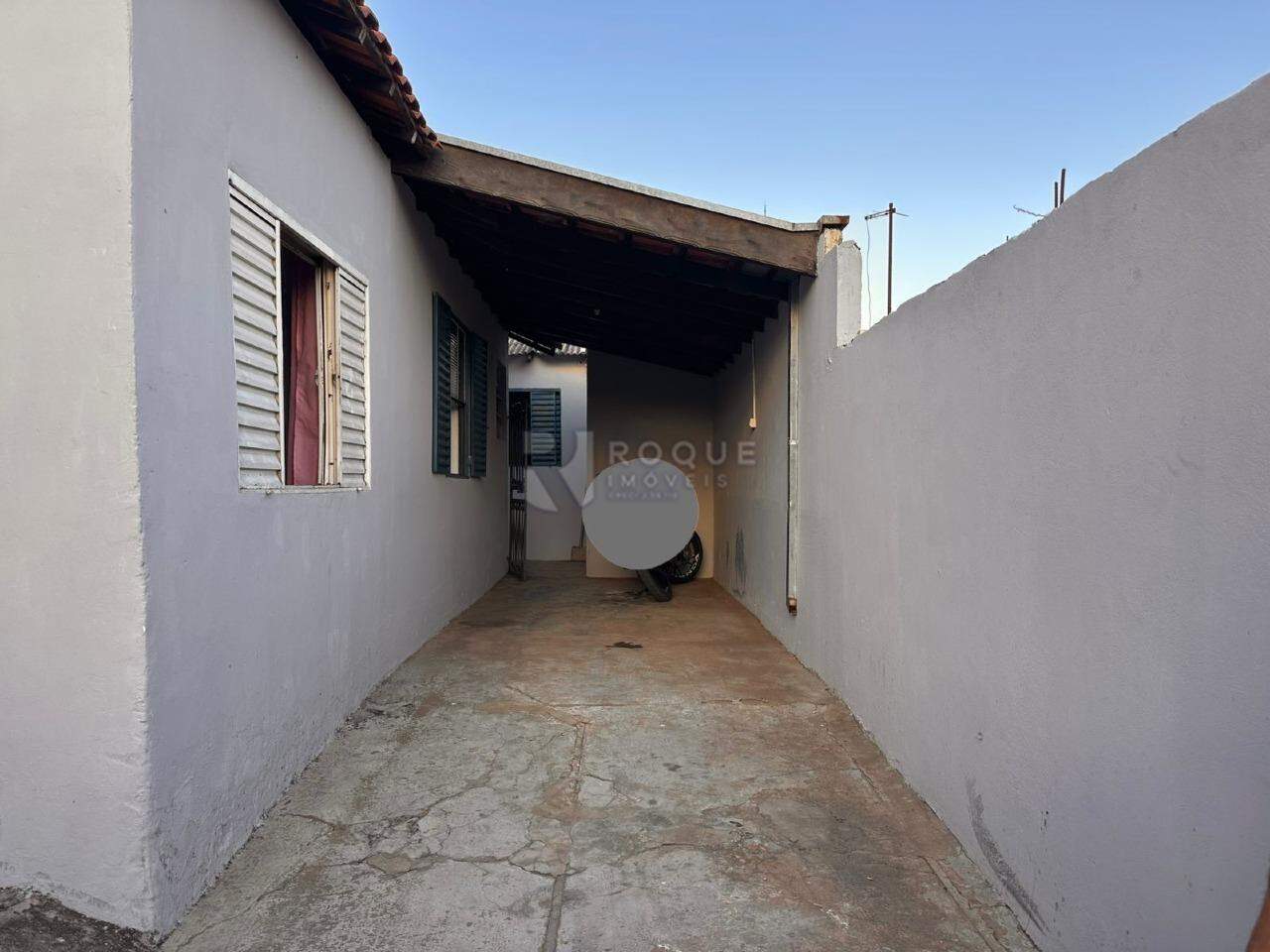 Casa Residencial à venda no bairro Parque Residencial Abílio Pedro: GARAGEM