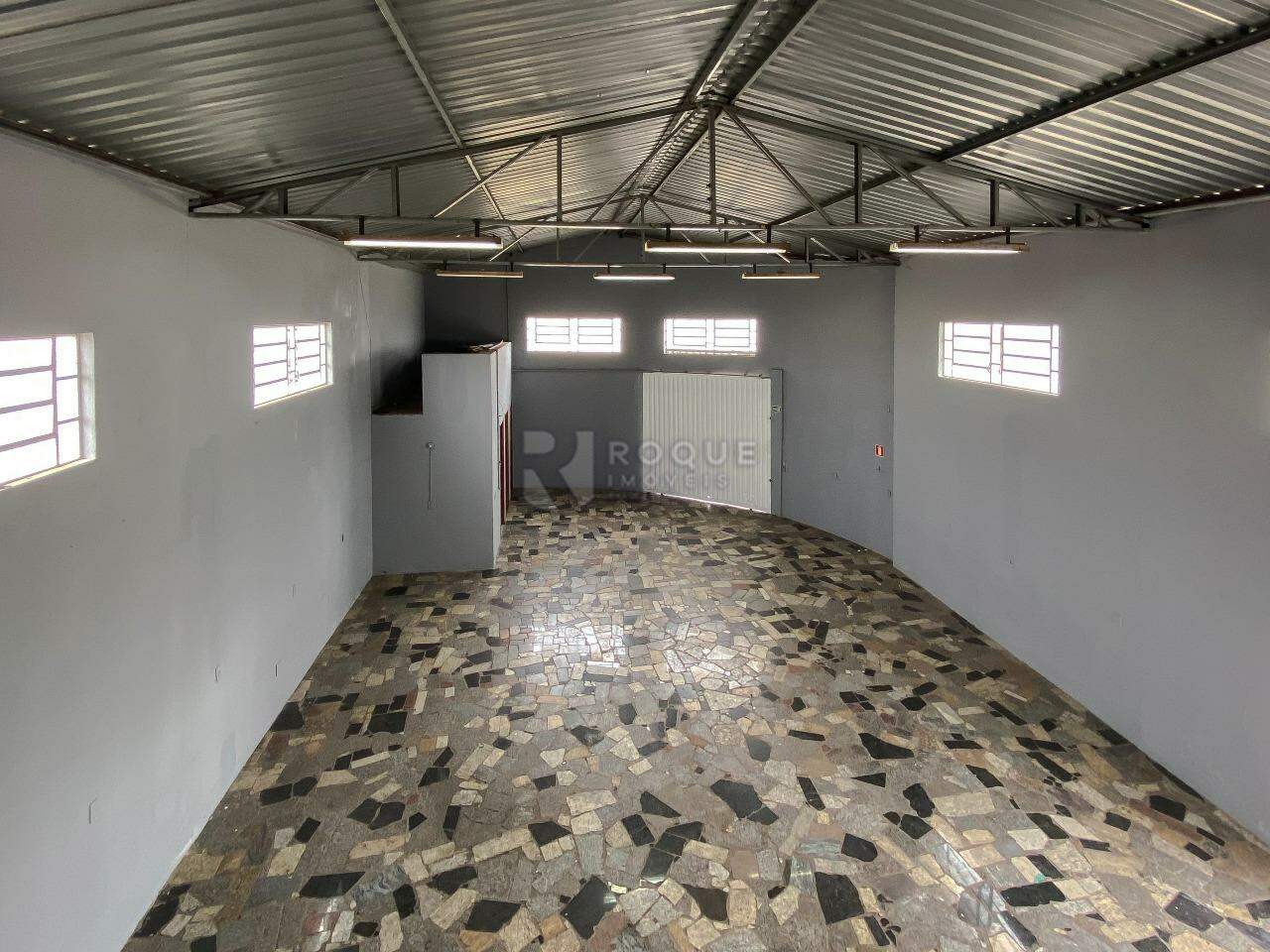 Barracão/Galpão para aluguel no bairro Jardim Lagoa Nova: Barracão