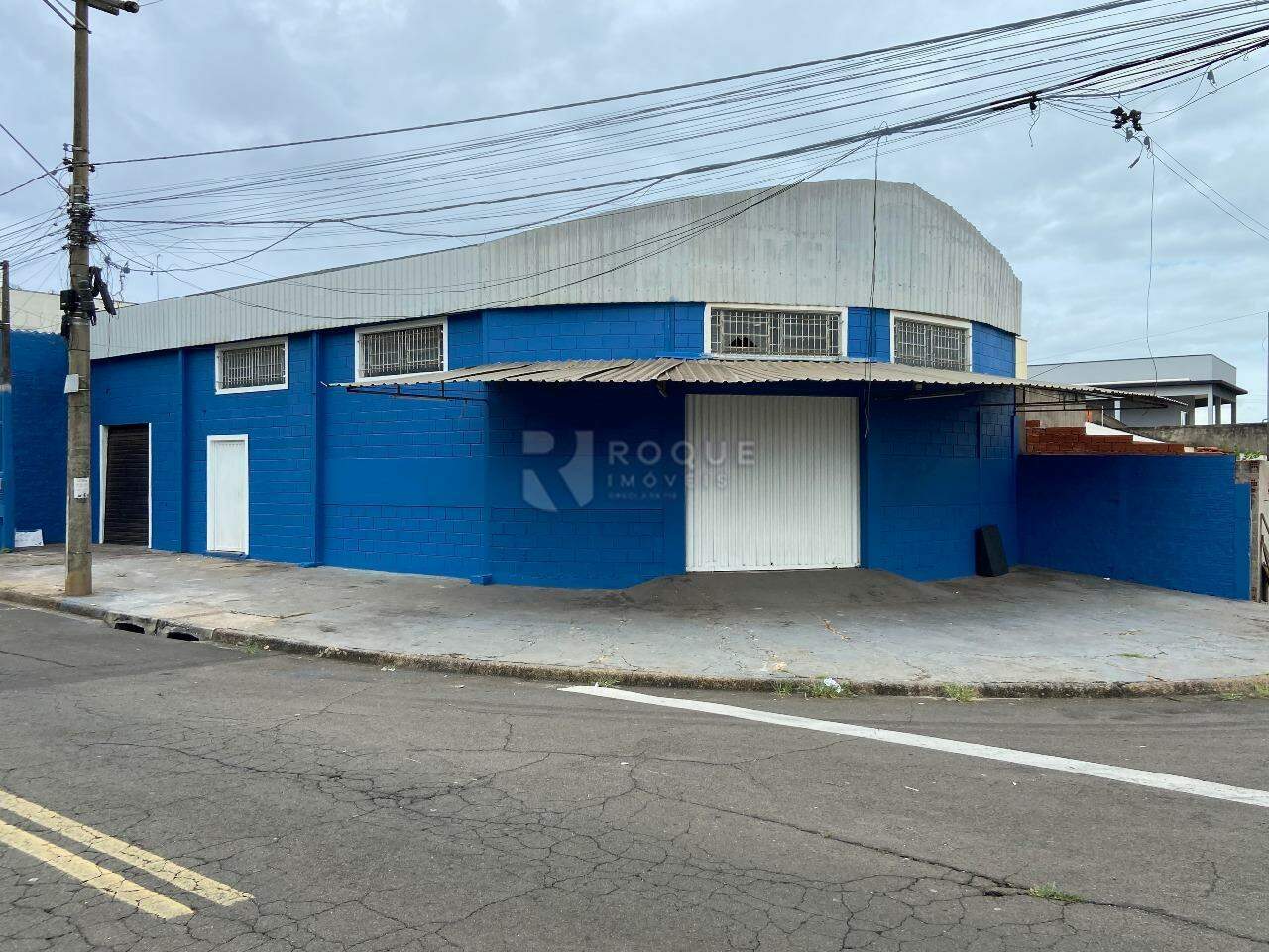 Barracão/Galpão para aluguel no bairro Jardim Lagoa Nova: Fachada