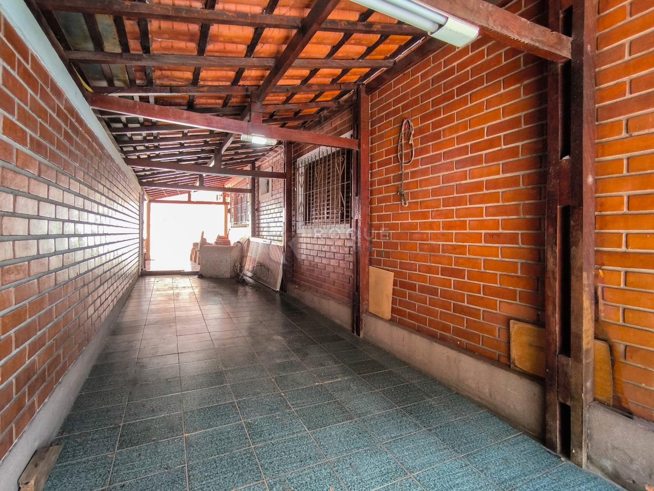 Casa Residencial à venda no bairro Jardim Olga Veroni: GARAGEM