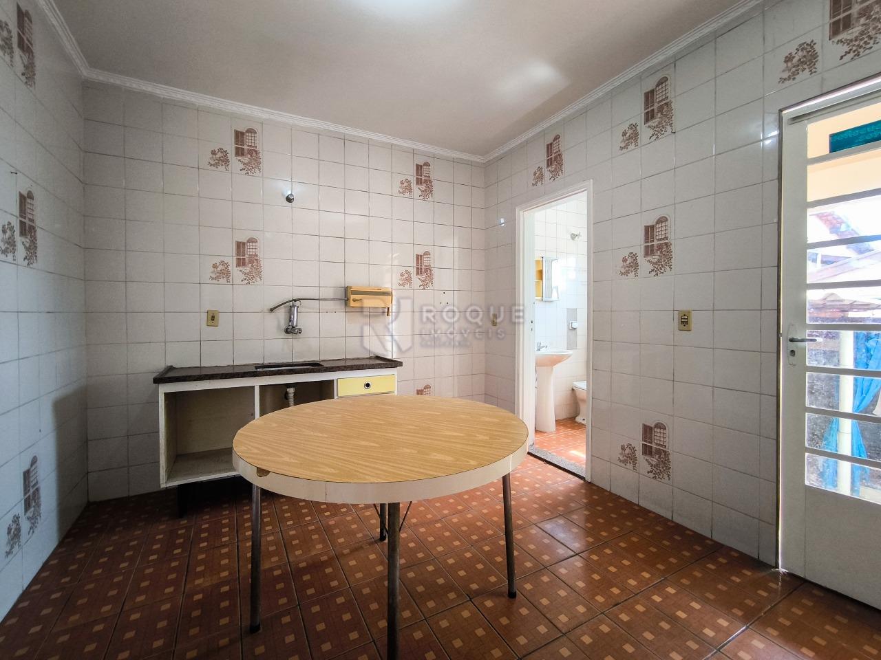 Casa Residencial à venda no bairro Jardim Olga Veroni: COZINHA EDÍCULA