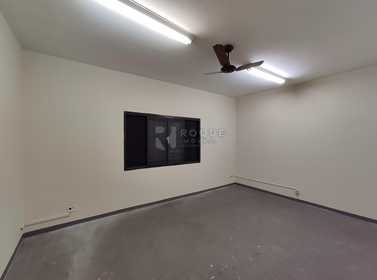 Casa Comercial à venda no bairro Centro: Sala 7 segundo andar 